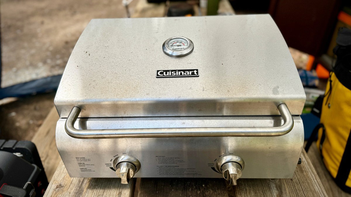 Cuisinart CGG-306 Chef's Style portable propane gas grill