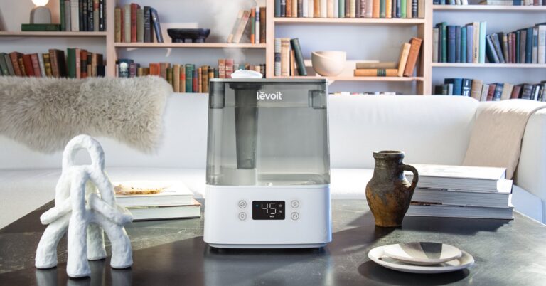 Levoit Classic 300S Review: Quiet, Hands-Off Humidity